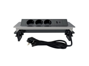 COMMEL Bútorba építhető elosztó 3x 16A 3680W, 1xUSB A+C, ezüst kerettel (cikksz.:235-101)