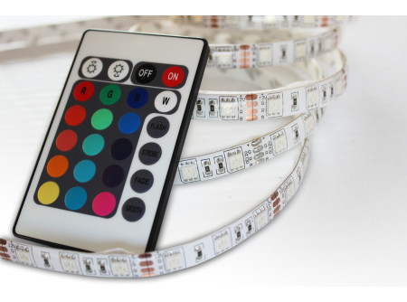 COMMEL LED szalag szett (60 LED/m), RGB, 5m, 14,4W/m, 24 gombos távirányítóval, adapterrel, IP65,