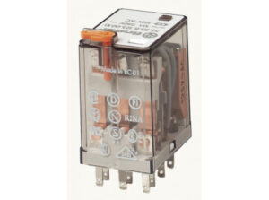 Finder 553382300010 - Miniatűr ipari relé, 3 váltóé, 10A