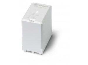 Finder 672390244300 - Teljesítményrelé, 3 záróé, 50A