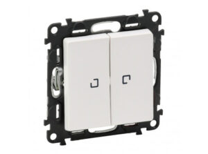 Legrand 752109 - Valena Life kettős váltókapcsoló jelzőfénnyel 10 AX fehér