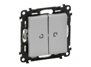 Legrand 752328 - Valena Life csillárkapcsoló jelzőfénnyel 10 AX alumínium