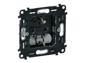 Legrand 753021 - Valena InMatic 2P+F csatlakozóaljzat mechanizmus gyermekvédelem nélkül, rugós ve