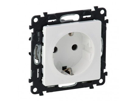 Legrand 753125 - Valena Life 2P+F csatlakozóaljzat gyermekvédelem nélkül, csavaros vezetékbekötés