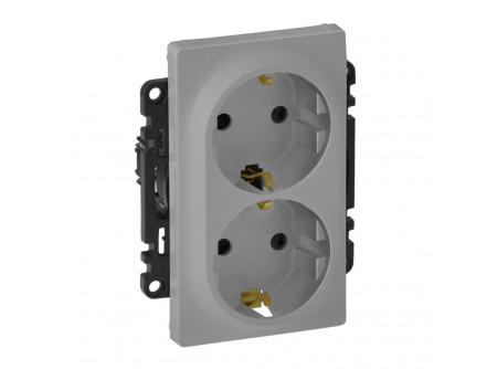 Legrand 753327 - Valena Life 2x2P+F csatlakozóaljzat gyermekvédelem nélkül, egybeépített burkolat
