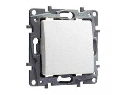 Legrand 764501 - Niloé váltókapcsoló, fehér