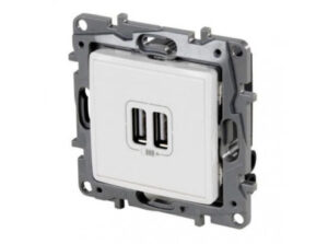 Legrand 764594 - Niloé kettős USB töltőaljzat, fehér