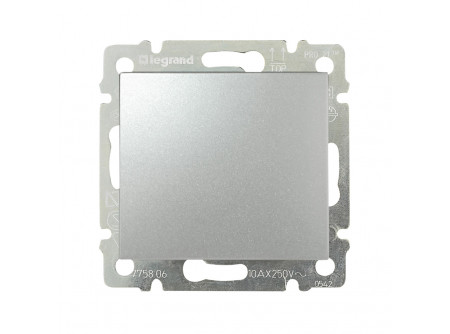Legrand 770101 - Valena egypólusú kapcsoló alumínium