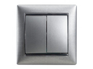 Legrand 770105 - Valena csillárkapcsoló alumínium