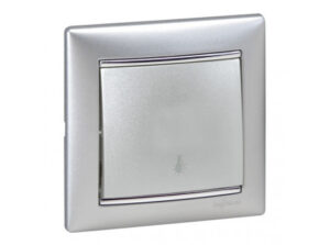 Legrand 770112 - Valena egypólusú nyomó lj alumínium