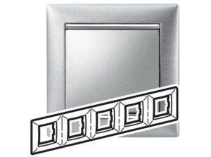 Legrand 770335 - Valena keret ötös, alumetál