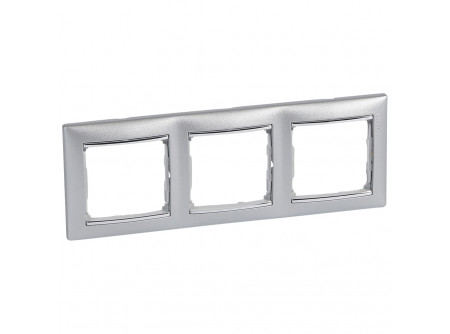 Legrand 770353 - Valena Alumínium / Ezüst, 3-mas vízszintes keret