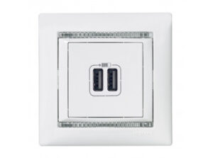 Legrand 770470 - Valena 2xUSB töltő aljzat, 1500 mA, fehér