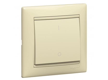Legrand 774302 - Valena kétpólusú kapcsoló elefántcsont
