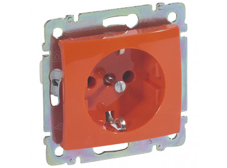 Legrand 774373 - Valena 2P+F csatlakozóaljzat narancssárga