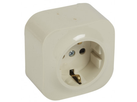 Legrand 782450 - Forix IP20 fk 2P+F földelt csatlakozóaljzat, 16 A , gyv, bézs