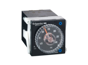 Schneider RE48ATM12MW - RE48 meghúzáskésleltető időrelé, 2 CO, 5A, 24-240V AC/DC 8 tűs